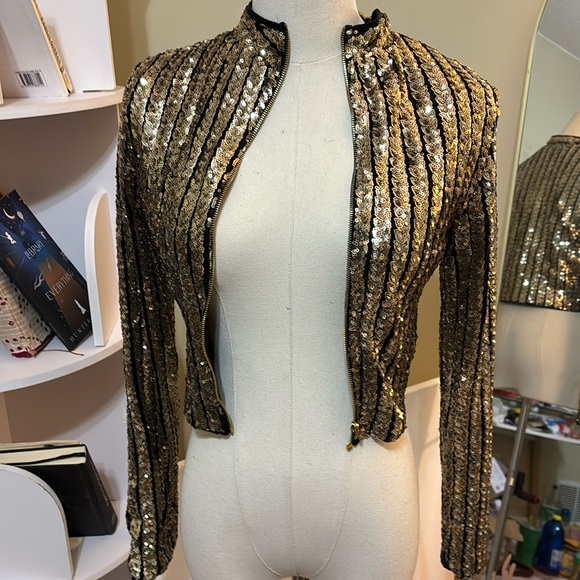 Gold sequined jacket - Picture 3 of 4
